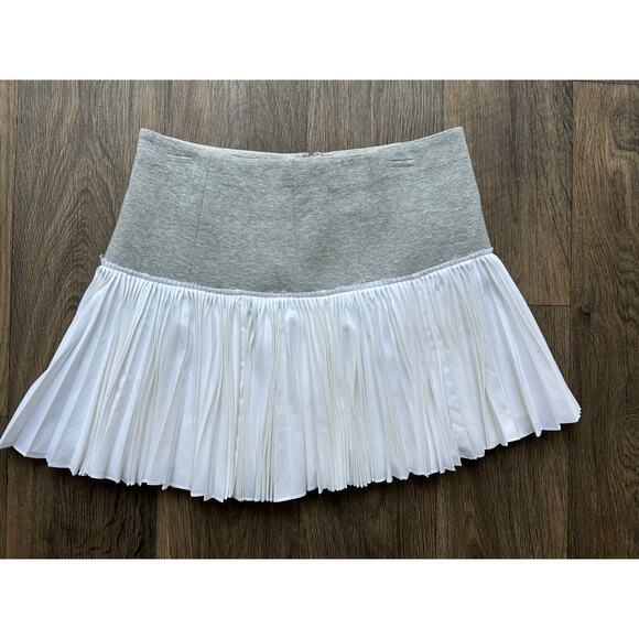 INTERMIX Derek Lam 10 Crosby Grey and White Cotton Pleated Mini Skirt Size 6 - Picture 4 of 7